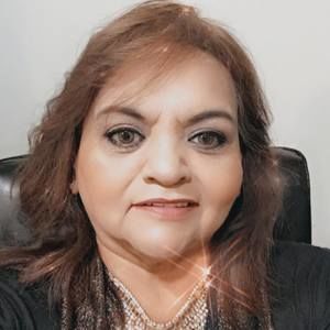 Meet your Posher, Eva